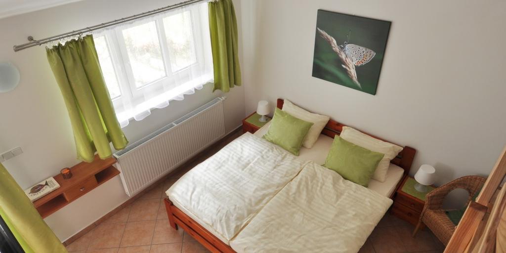 Penzion Lazy Daisy Janov nad Nisou Dış mekan fotoğraf